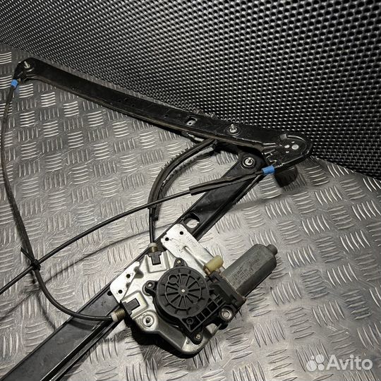 Стеклоподъемник BMW X5