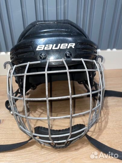 Хоккейный шлем для начинающих