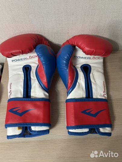 Боксерские перчатки 14 oz everlast