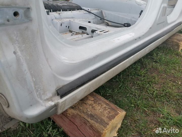 Порог левый Chevrolet Cruze