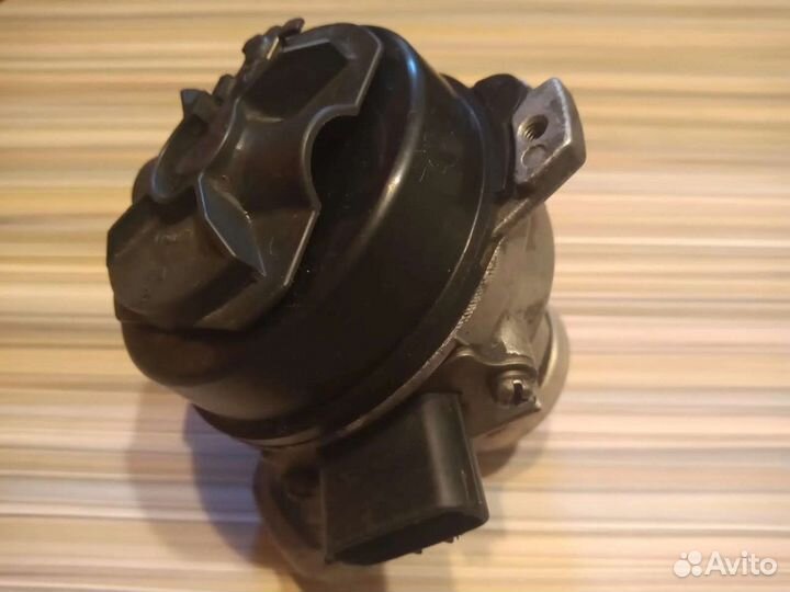 Распределитель зажигания mazda 323f bg. J927 B6