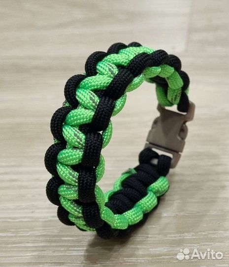 Браслет из паракорда отличный подарок