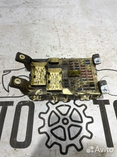 Блок предохранителей Kia Rio 3 G4FA 2014