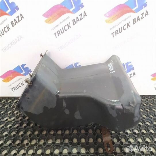 Патрубок отопителя Renault Magnum