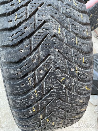Nokian Tyres Hakkapeliitta 8 SUV 215/65 R16