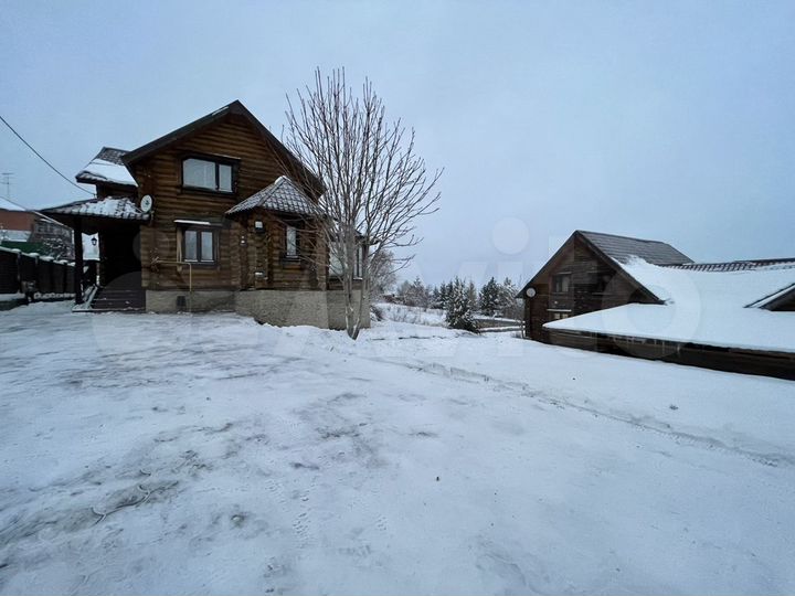 Дом 650 м² на участке 44 сот.