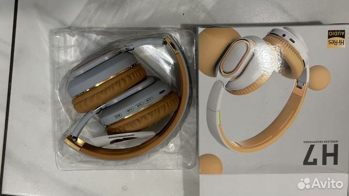 Беспроводные наушники накладные с микрофоном