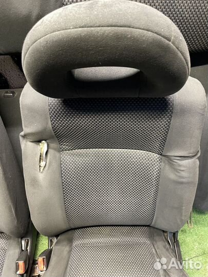 Сидения (комплект) Mitsubishi Lancer 9