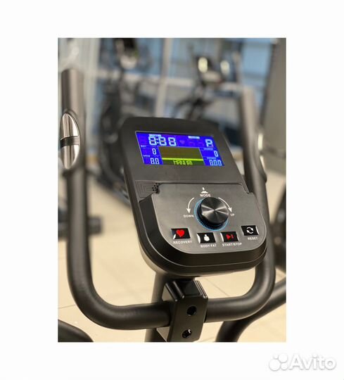 Эллиптический тренажёр Altezani E 140