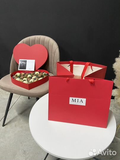 Сердце клубника в шоколаде