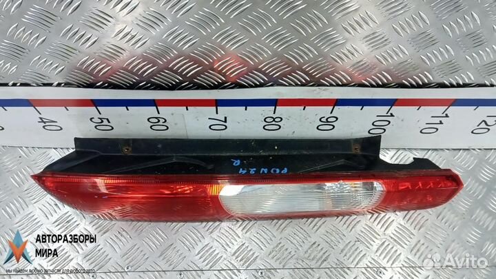 Фонарь задний правый Ford Focus 2 рест. 2007