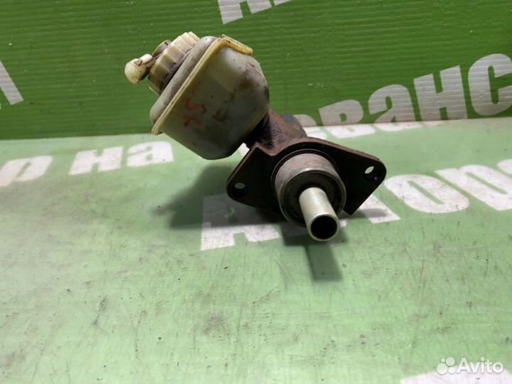 Главный тормозной цилиндр Opel Astra F