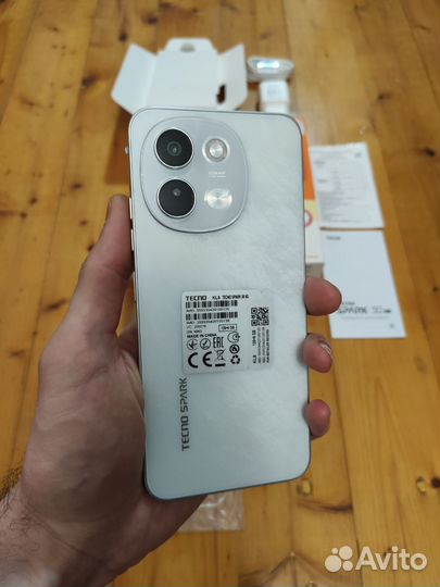 TECNO Spark 30 5G, 6/128 ГБ