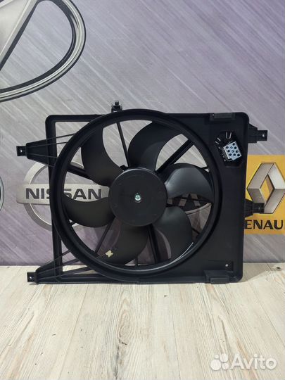 Вентилятор радиатора охлаждения двигателя диффузор