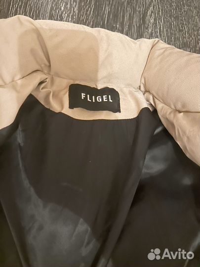 Пуховик женский