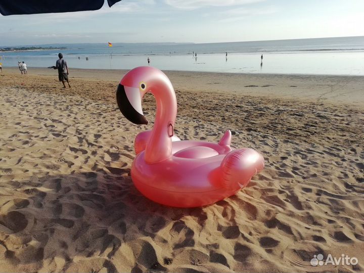 Надувной фламинго