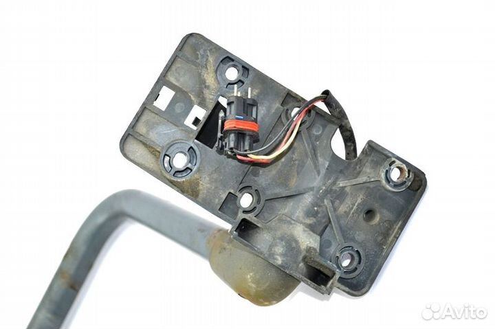 Кронштейн бокового зеркала, левый MAN TGA 19.350