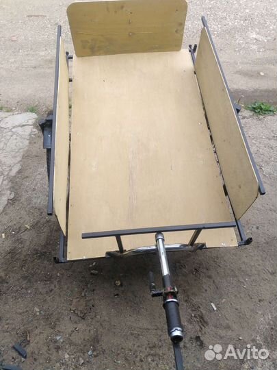 Велоприцеп