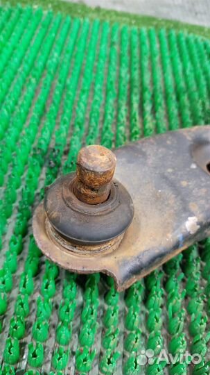 Рычаг передний левый нижний Suzuki Swift 2008