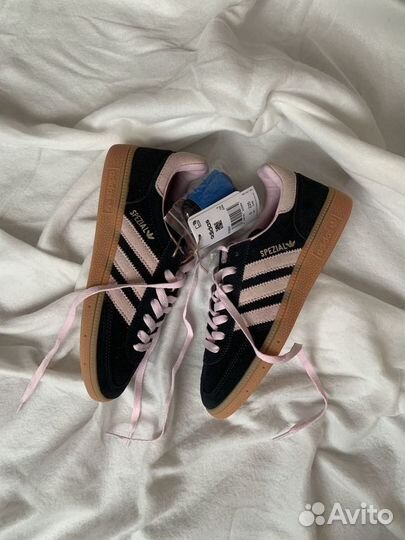 Кроссовки Adidas Handball Spezial pink