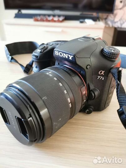 Зеркальный фотоаппарат sony a77 ii и 2 объектива