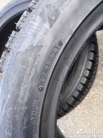 Bridgestone Blizzak Ice 225/50 R17