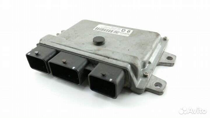 Блок управления двигателем Nissan Cube Z12 HR15