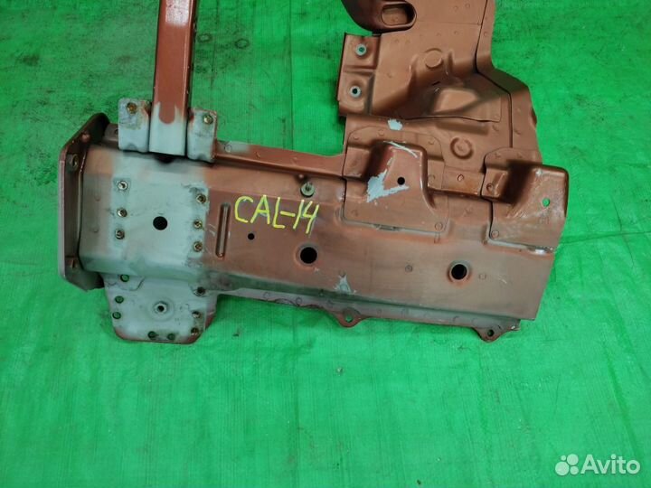 Лонжерон правый / четверть Dodge Caliber 2006-2011