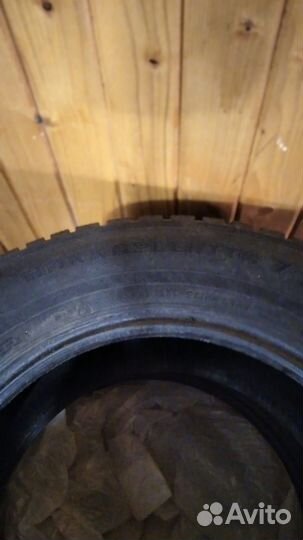 Nokian Tyres Hakkapeliitta 7 215/65 R16