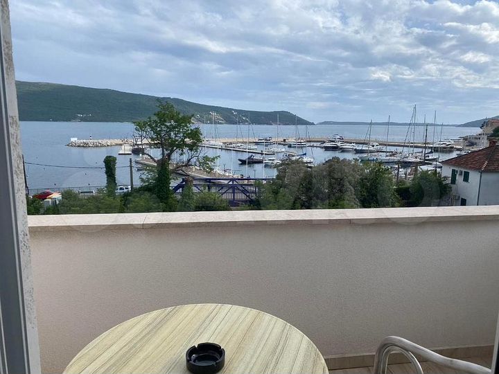 Гостиница 1000 м² (Черногория)