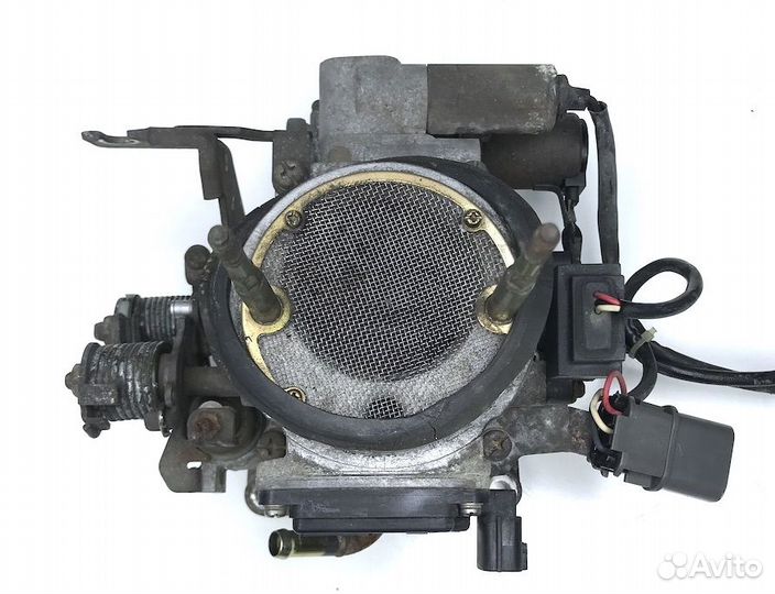 Ниссан PickUp Заслонка дроссельная