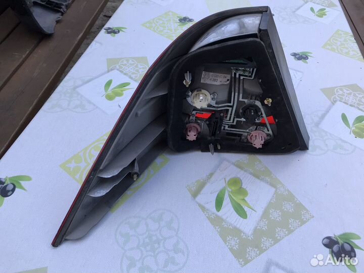 Фонарь задний