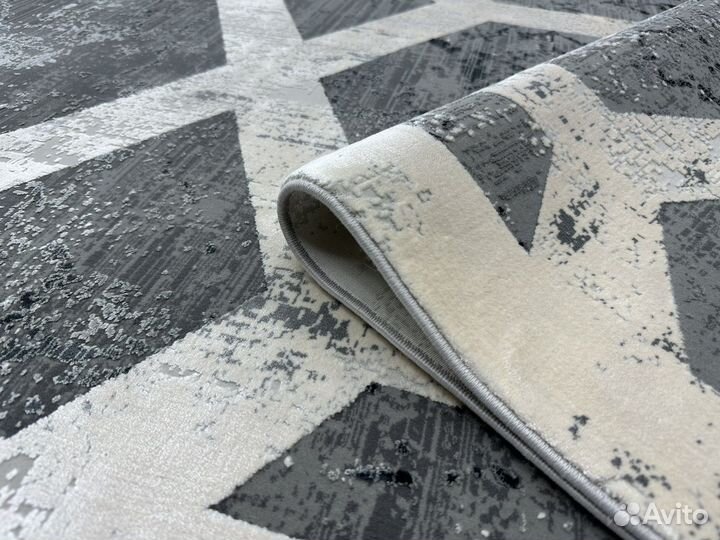 Ковер вискозный 1.6х2.3 Olimpos