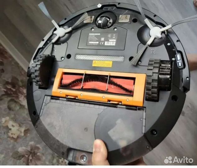 Робот пылесос redmond rv r650s