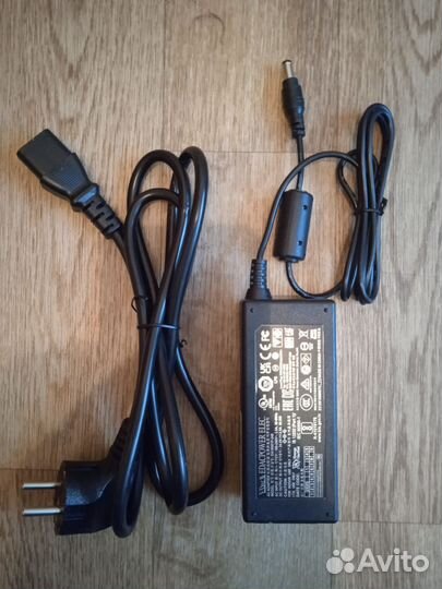 Адаптеры для ноутбука, кабели для системника