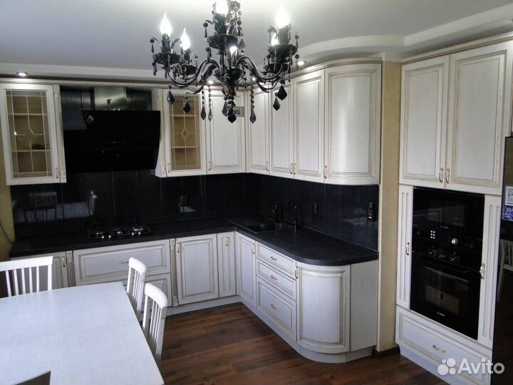 Кухонный гарнитур элит массив