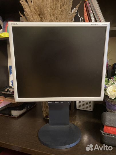 Монитор NEC Multisync lcd1770nx