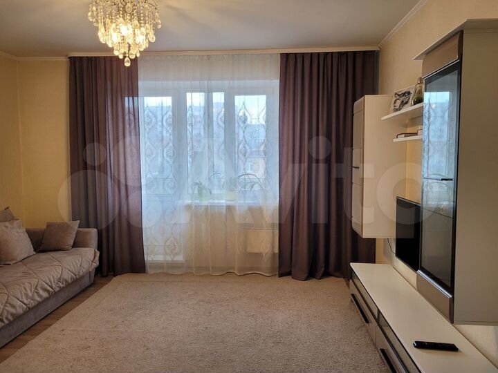 4-к. квартира, 79 м², 4/10 эт.