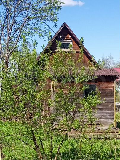 Дача 20 м² на участке 6 сот.