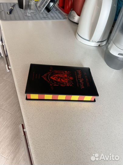 Книга Гари Потер на английском