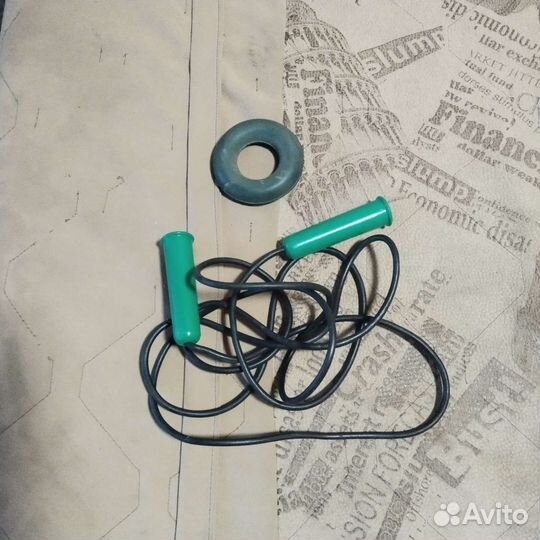 Гимнастическая скакалка, есть экспандер