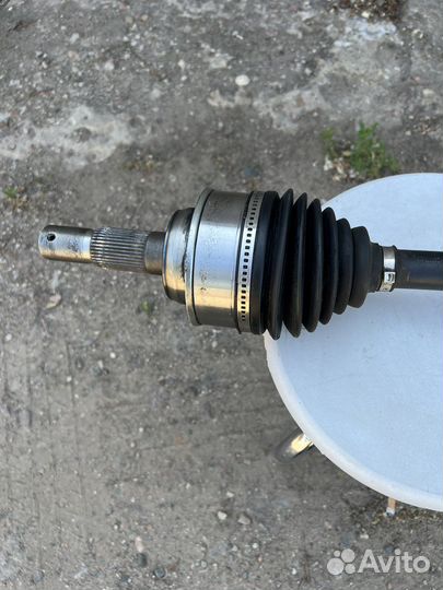 Привыд перед левый на Тойоту Ленд крузер 200 торг