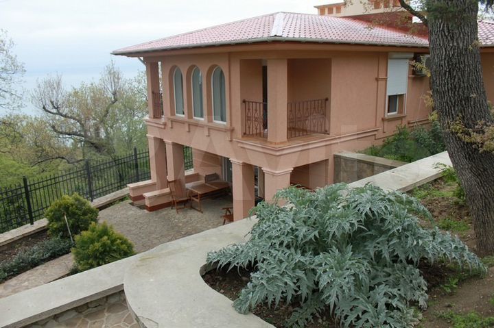 Дом 100 м² на участке 14 сот.