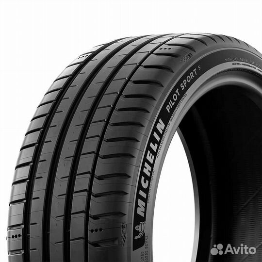 Michelin Pilot Sport 5 255/40 R19