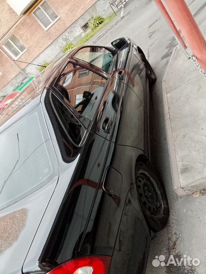 LADA Priora 1.6 МТ, 2017, битый, 16 000 км