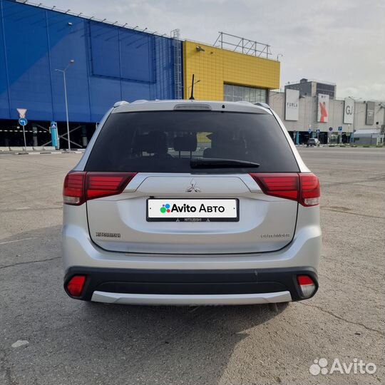 Mitsubishi Outlander 2.4 CVT, 2016, 125 000 км