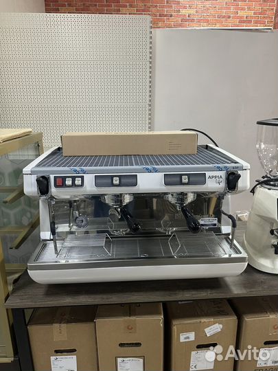 Кофемашина Nuova Simonelli Appia Life 2Gr S 140