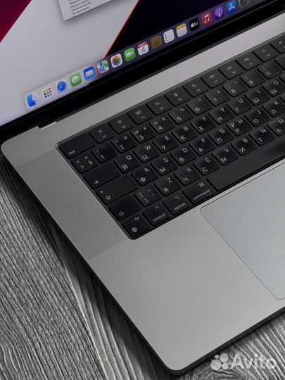 MacBook Pro 16, 16/512гб (M1 Pro, 2021)