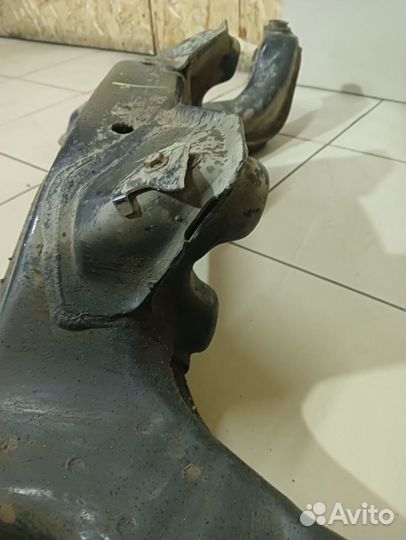 Балка подмоторная Nissan Almera N15