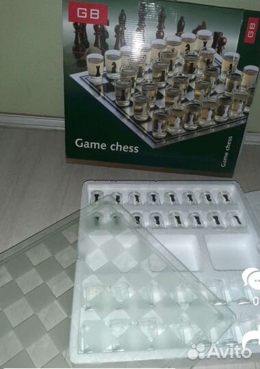 Шахматы стеклянные